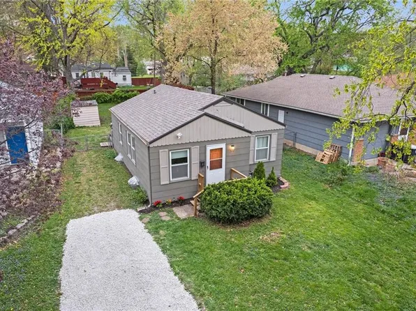 306 E 78th Ter, Kansas City, MO 64114