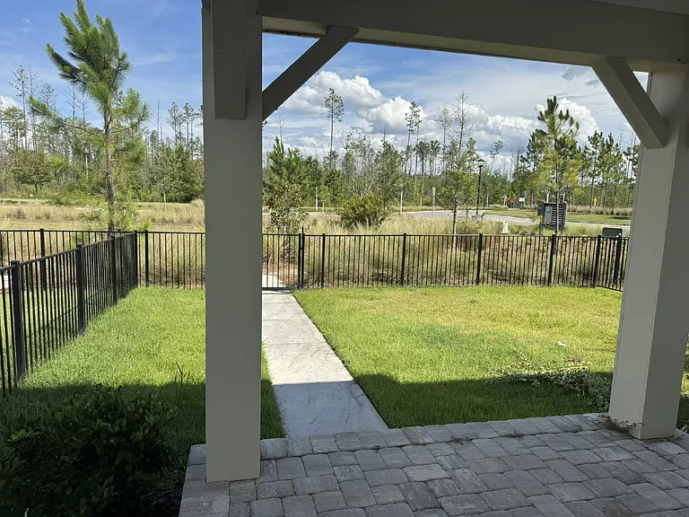 236 Hawthorn Park Cir — Photo 30