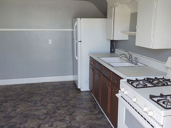 3rd image of 1208 13th St APT 5