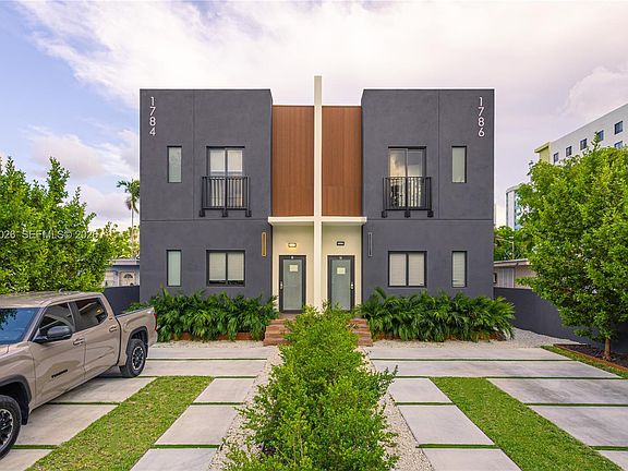 4th image of 1784 & 1786 NW 31st St