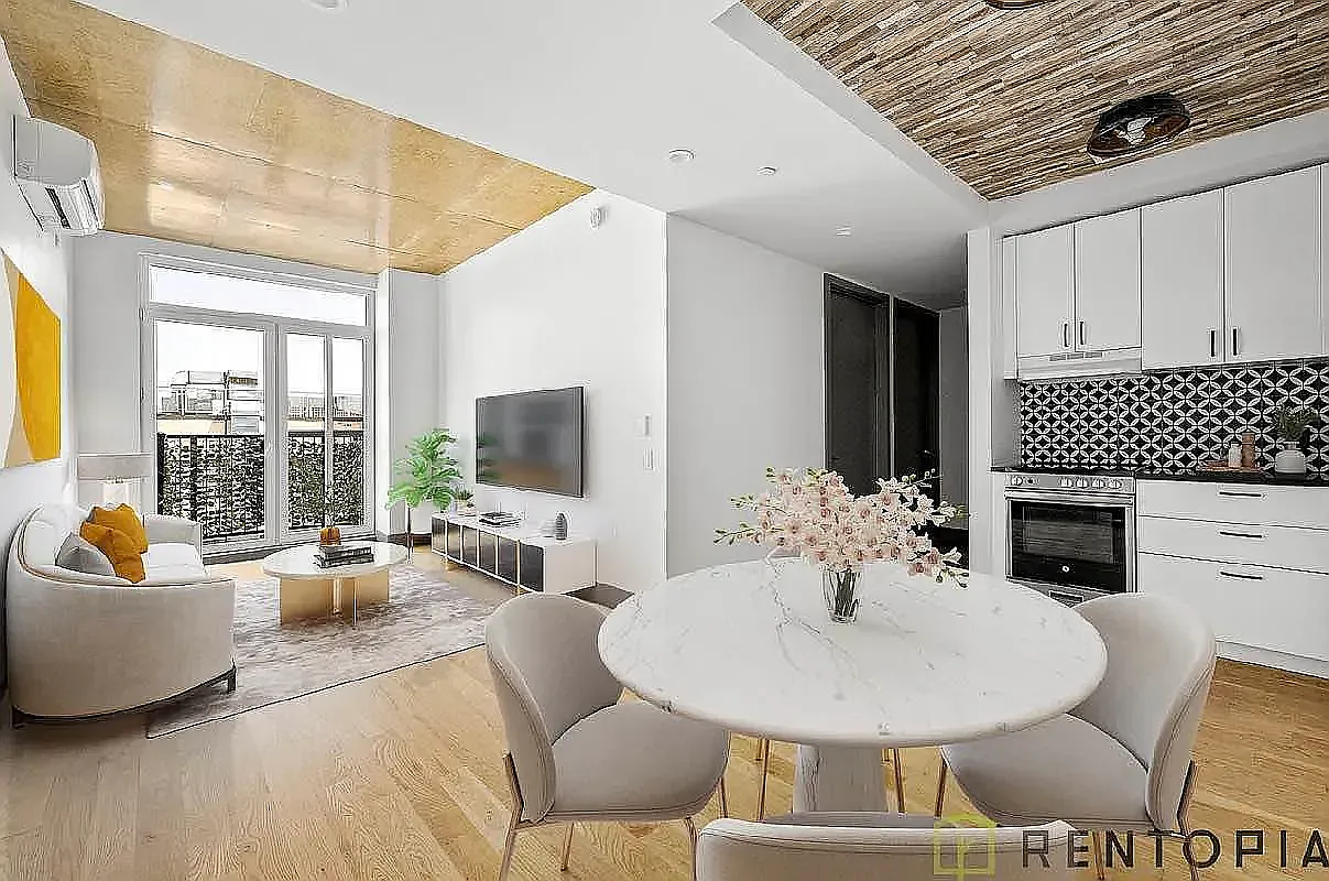 338 Evergreen Avenue — Photo 1