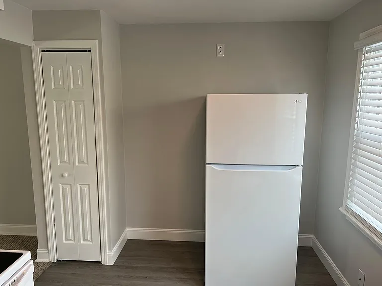 5014 Glenwood Ave #3 — Photo 2