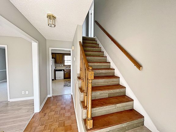 2nd image of 456 Bluff Dr