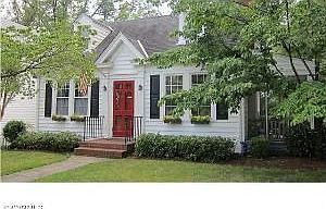 1st image of 5919 Kensington Ave
