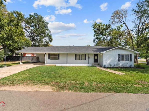 108 S Bridge St, Jefferson, TX 75657