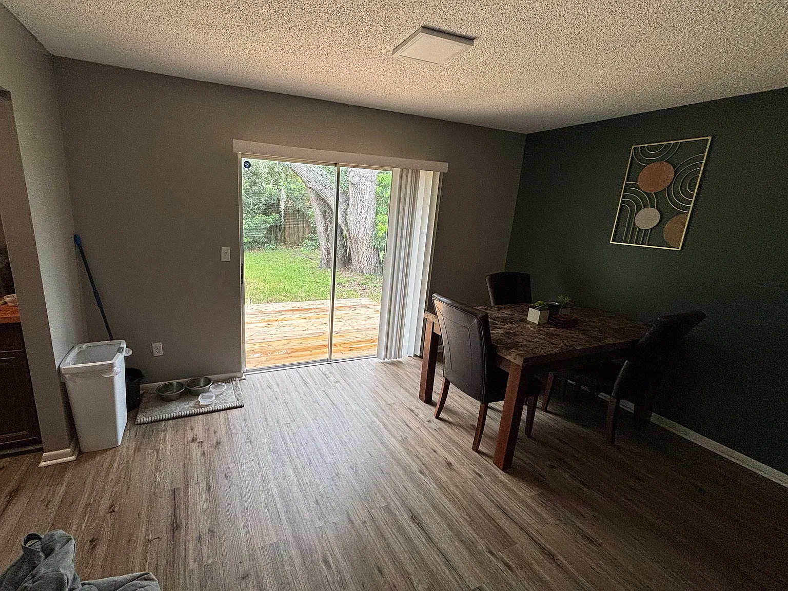 2 bed, 1025 sqft, $1,763 — Photo 3