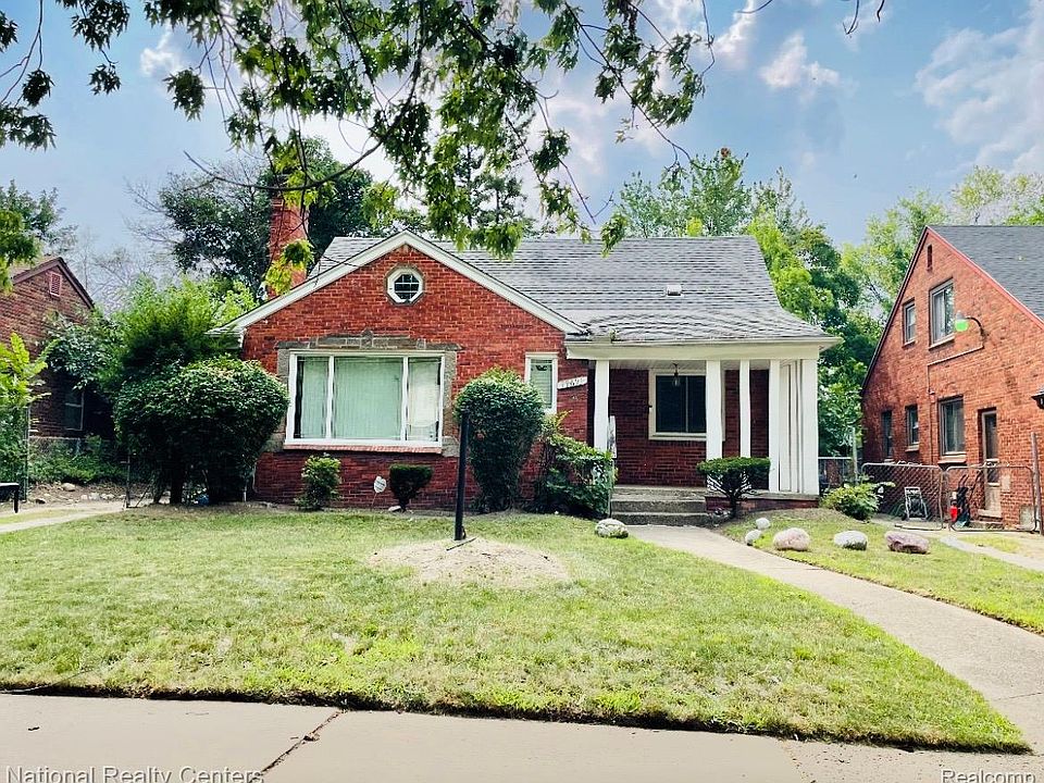 1st image of 17691 Avon Ave