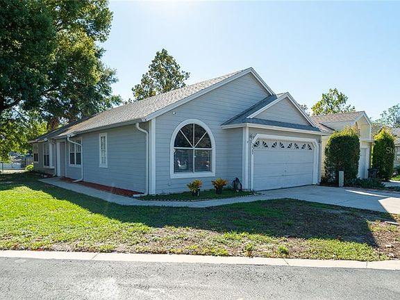 2nd image of 221 Kittery Ln
