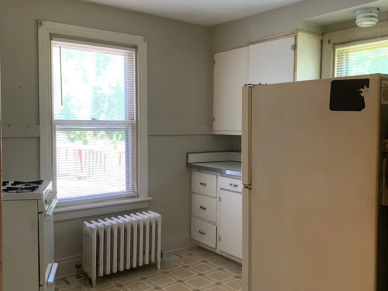 227 S Hershey Rd #4 — Photo 8