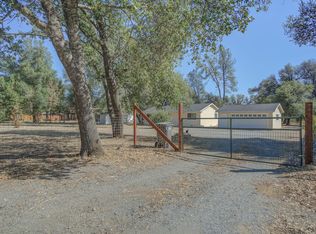 10691 Old Oregon Trl, Redding, CA 96003