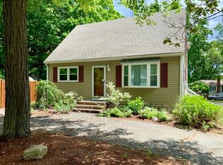 4 Piedmont Rd, Peabody, MA 01960