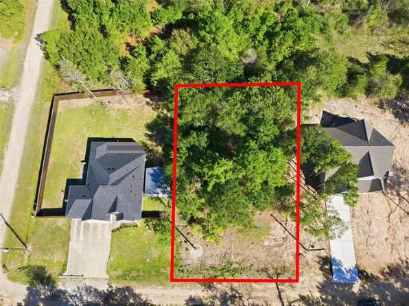 26283 Shore Dr, Hempstead, TX 77445