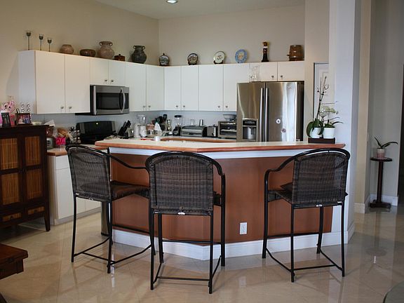 5th image of 1406 Meadows Blvd