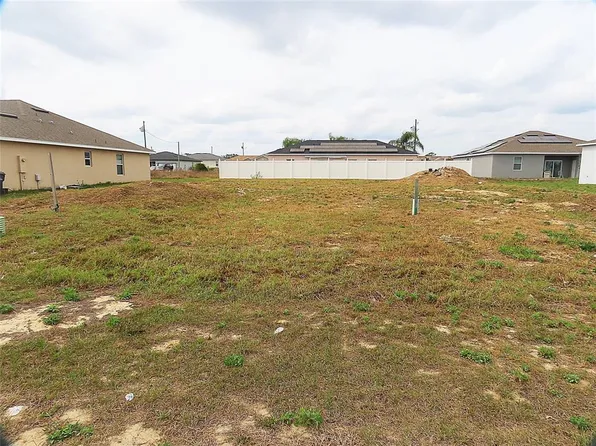 716 Desmoines Dr #8, Kissimmee, FL 34759