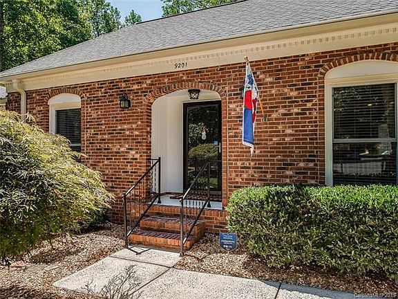 2nd image of 9201 Thorpe Ct