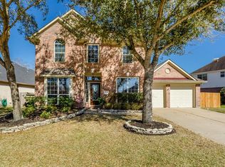 3215 Chappelwood Dr, Pearland, TX 77584