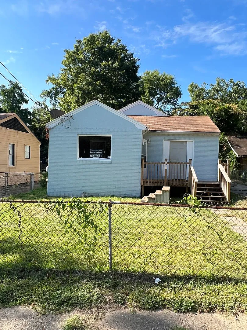 2511 Quinton St — Photo 1