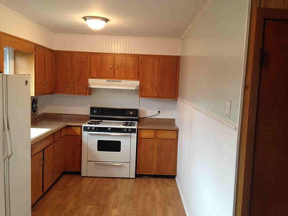 2nd image of 149 Kentview Dr
