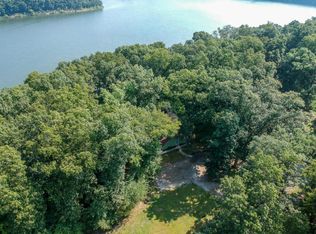 5720 Edward Cir, Zanesville, OH 43701