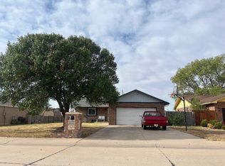 2410 Aster Ln, Liberal, KS 67901