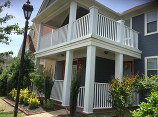 1405 Island Town Dr, Memphis, TN 38103