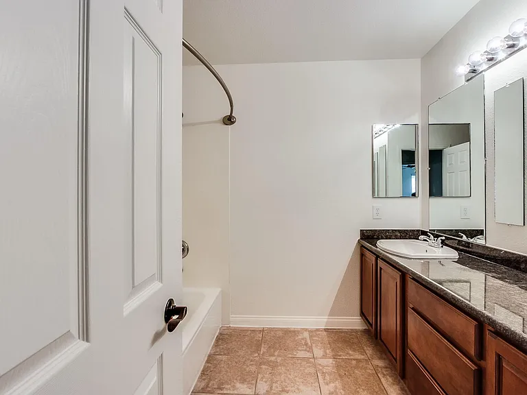 Full Bath, 2nd Floor
