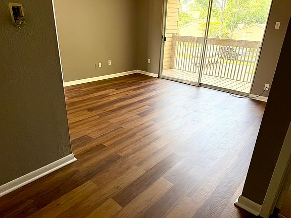 4th image of 6747 Quail Hollow Ct #2