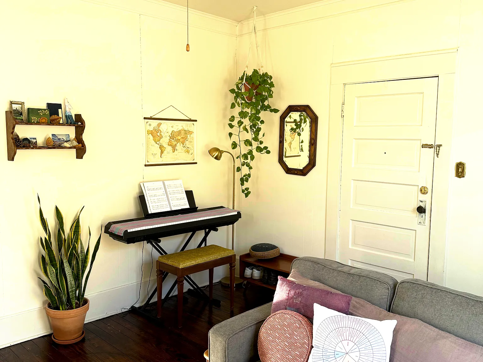 1 bed, 800 sqft, $1,275 — Photo 3