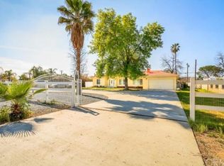 1050 N Perris Blvd, Perris, CA 92571