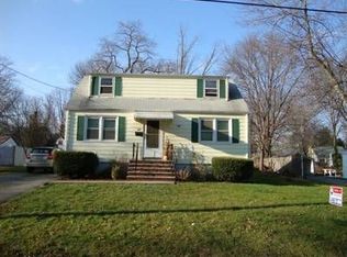 48 Oak St, Lincoln Park, NJ 07035