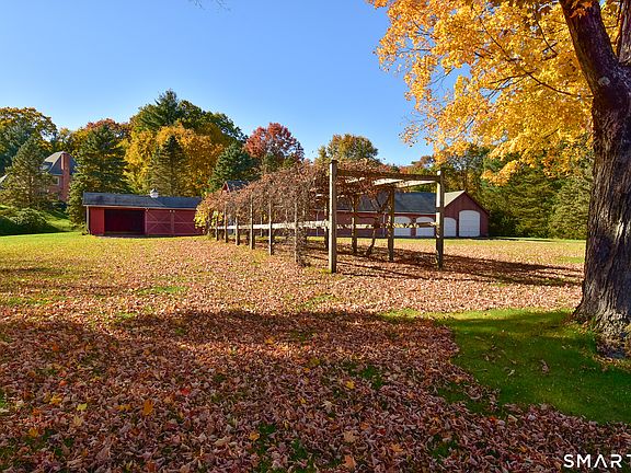 3rd image of 55 West Avon Road