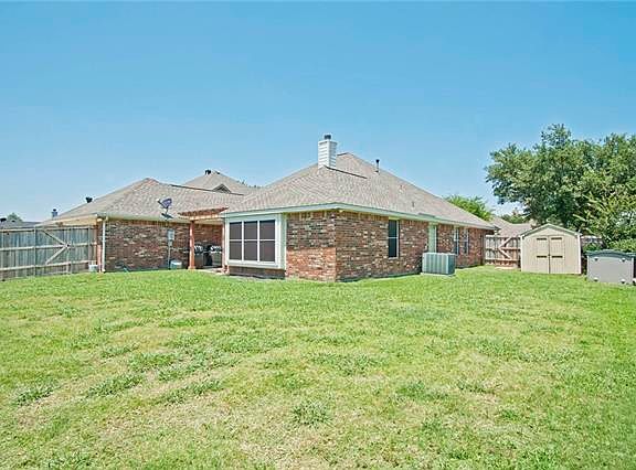 5th image of 7405 Meadowwood Dr