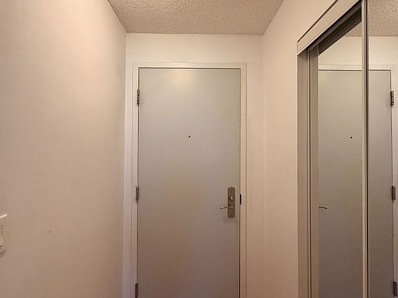 5th image of 761 Bay St #2107