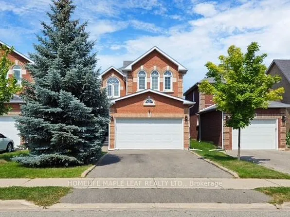 7 Colleyville St, Brampton, ON L7A 1H3