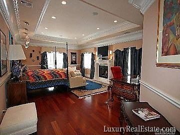 3rd image of 15 Cedar Ln