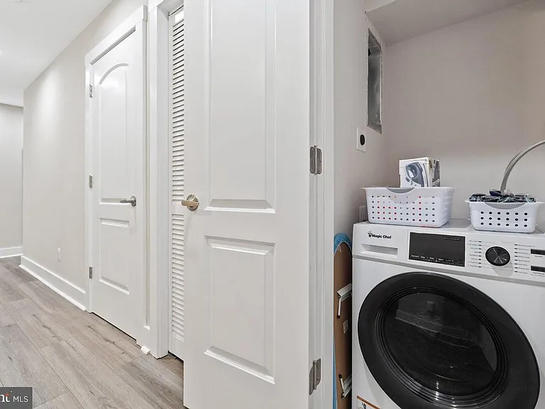 38 Randolph Pl NW #A — Photo 15
