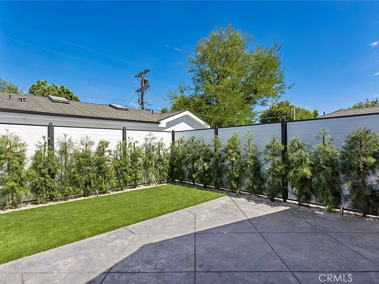 6300 Teesdale Ave — Photo 32