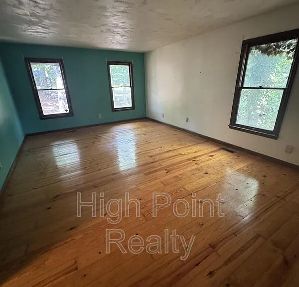 6201 Robin Ln NW — Photo 22