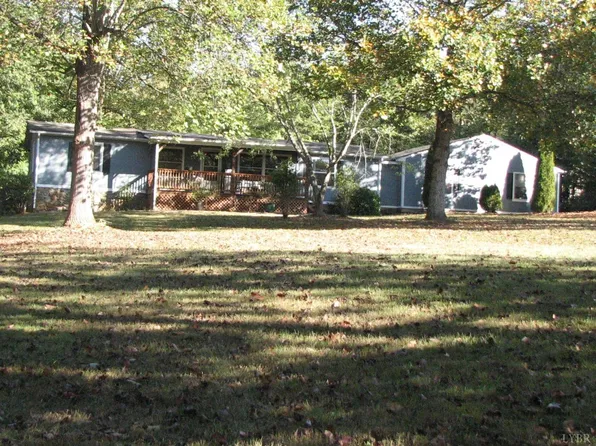561 Twin Lakes Rd Lot 475, Evington, VA 24550
