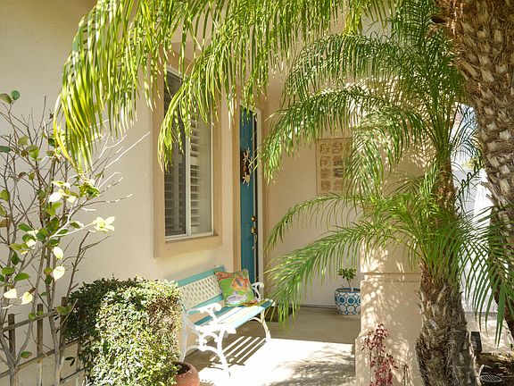 Front Entry Detail