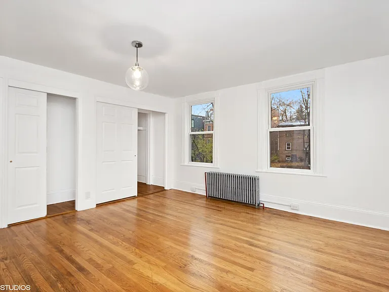 145 Chambers St — Photo 8