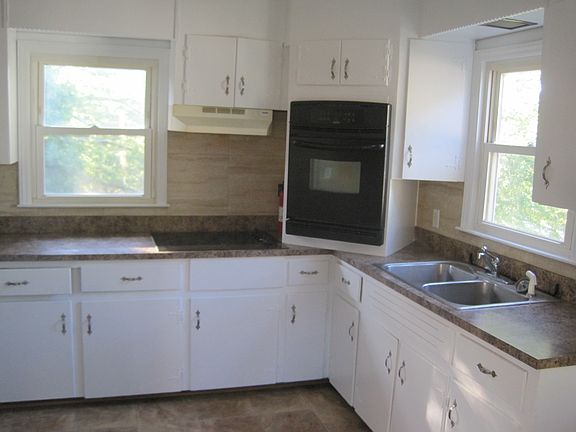 4th image of 513 Newberne St