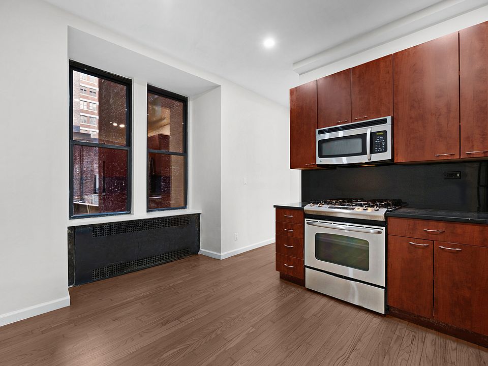 1st image of 121 Madison Ave APT 2A