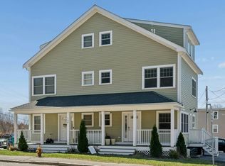 140 Main St #B, Upton, MA 01568