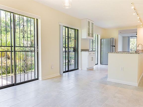 4th image of 208 Lake Howard Dr NW #104