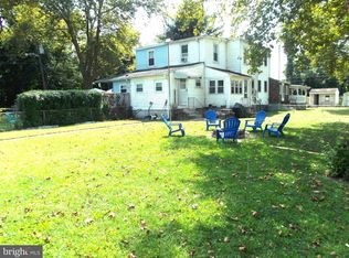 1026 Park St, Florence, NJ 08518