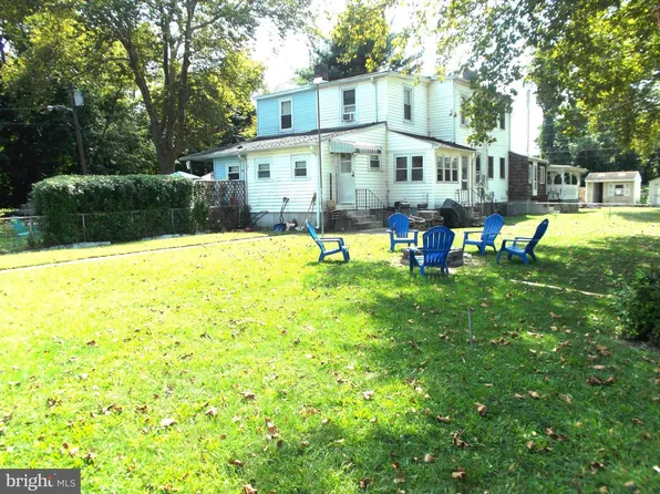 1026 Park St, Florence, NJ 08518