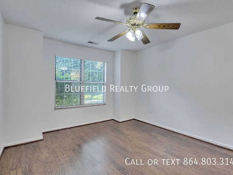 4614 Old Spartanburg Rd #15 — Photo 14
