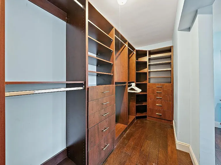409 Lighthouse Dr — Photo 18