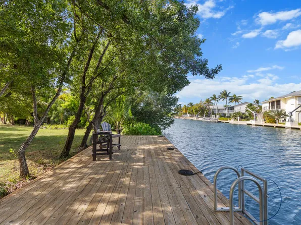 17123 Green Turtle Ln W, Summerland Key, FL 33042